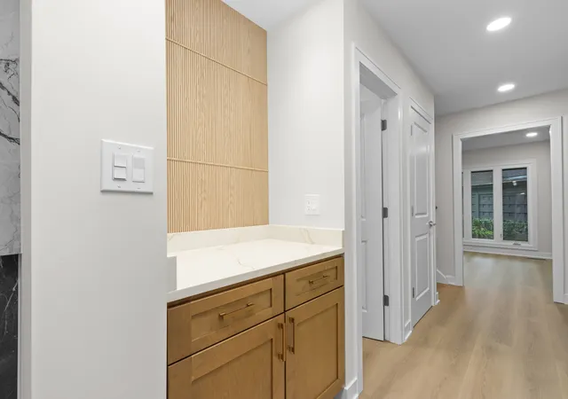 Photo 3 of Townhouse for sale at 1935 Mission Hills Ln, Northbrook, IL 60062 | MLS# 12763486 | Listing updated on 2026-09-24