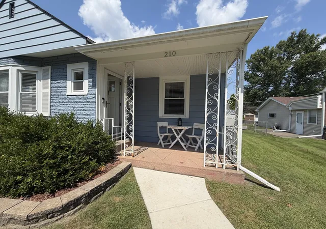 Photo 3 of Single family home for sale at 210 E Madison St, Lombard, IL 60148 | MLS# 12763521 | Listing updated on 2026-09-22