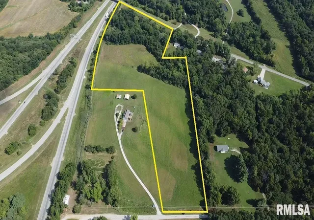 Photo 1 of Land for sale at 0000 E Savanna Rd, Mount Vernon, IL 62864 | MLS# EB459416 | Listing updated on 2026-09-24