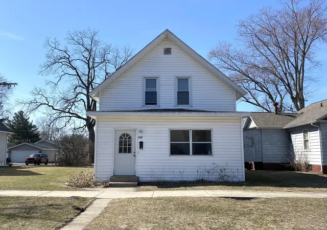 Photo 1 of Single family home for sale at 105 Hancock Ave, Michigan City, IN 46360 | MLS# 817470 | Listing updated on 2026-09-17