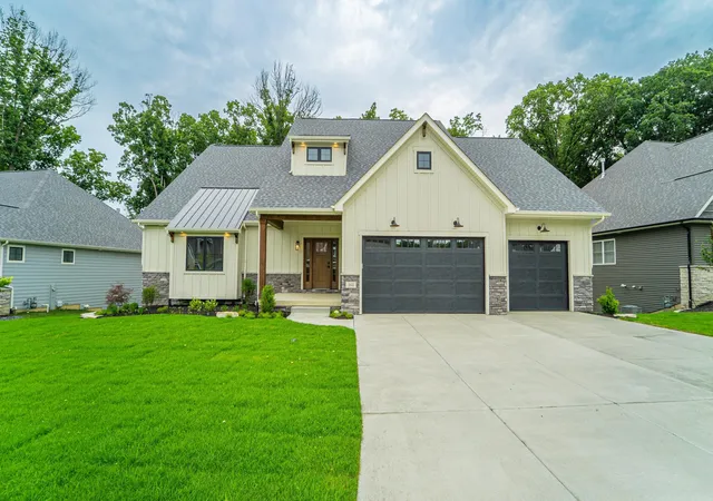 Single family home for sale at 161 N Winterberry Dr, Valparaiso, IN 46385 | MLS# 830145 | Listing updated on 2026-09-16