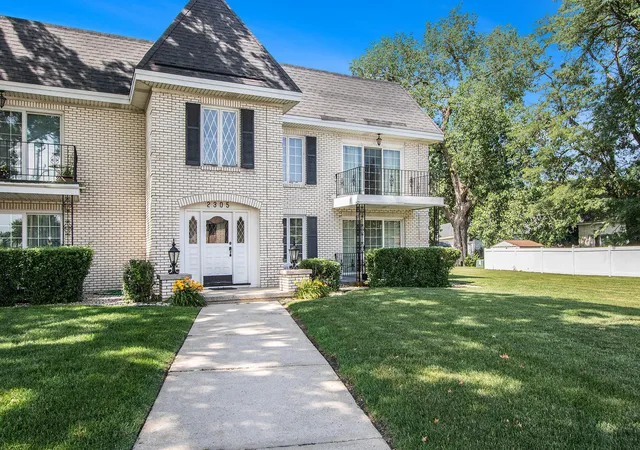 Photo 1 of Sale Pending at 2305 Martha St #D2, Highland, IN 46322 | MLS# 834591 | Listing updated on 2026-09-22