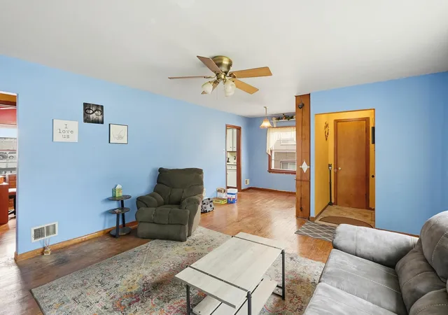 Photo 3 of Sale Pending at 6918 Olcott Ave, Hammond, IN 46323 | MLS# 845468 | Listing updated on 2026-09-22