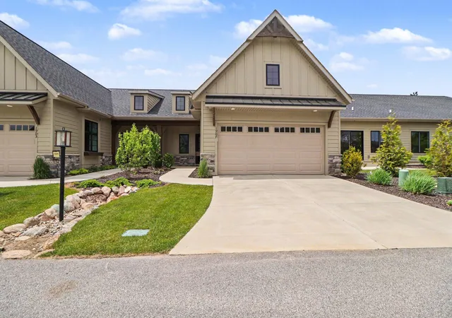 Photo 1 of Multi family home for sale at 1907 E Woodglen Cir, Valparaiso, IN 46383 | MLS# 839325 | Listing updated on 2026-09-17