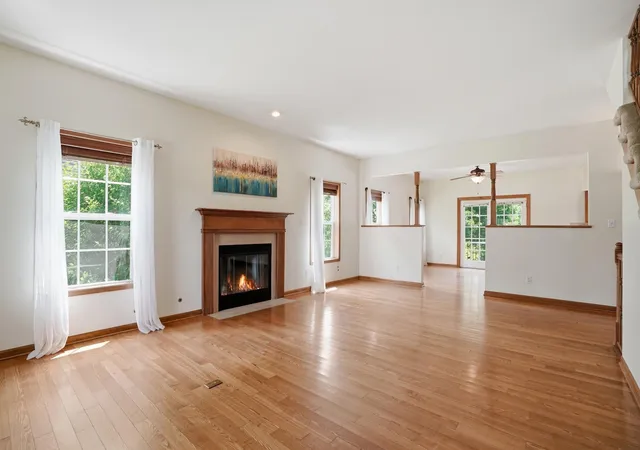 Photo 3 of Single family home for sale at 597 O'hagan Dr, Crown Point, IN 46307 | MLS# 841006 | Listing updated on 2026-09-17