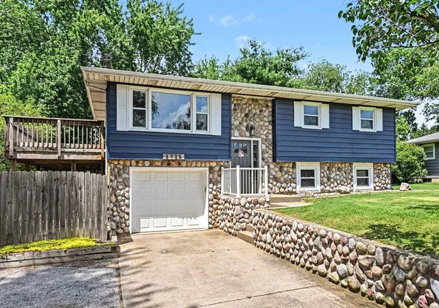 Photo 1 of Sale Pending at 4725 E State Rd 4, La Porte, IN 46350 | MLS# 841819 | Listing updated on 2026-09-18