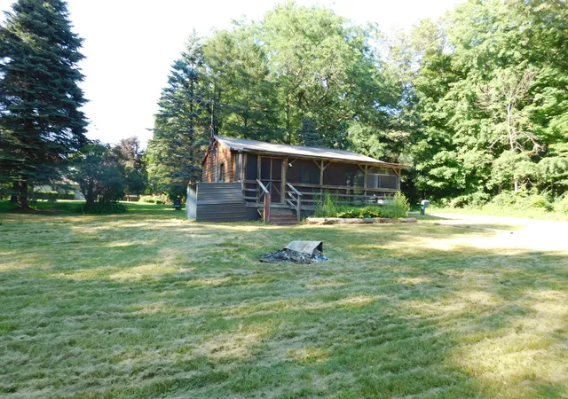 Photo 1 of Sale Pending at 7928 N Grapevine Ln, New Carlisle, IN 46552 | MLS# 842180 | Listing updated on 2026-09-16