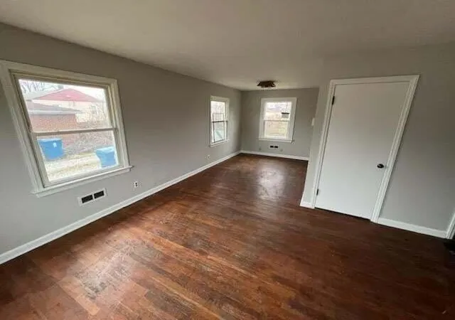 Photo 4 of Single family home for sale at 811 E 15th Avenue, Gary, IN 46407 | MLS# 844839 | Listing updated on 2026-09-17