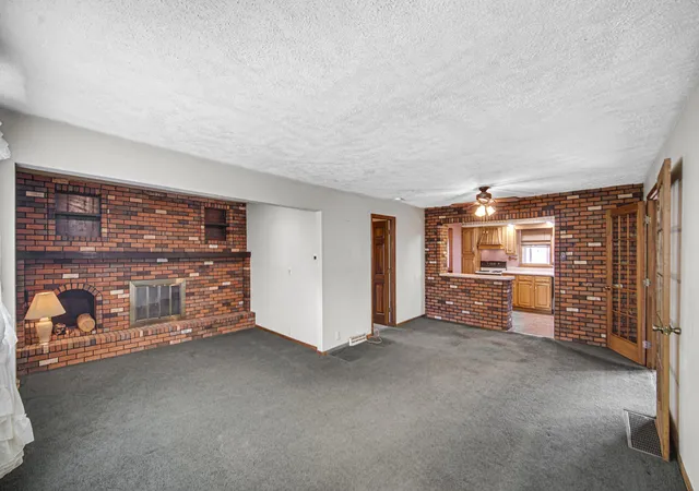 Photo 3 of Sale Pending at 1607 A St, La Porte, IN 46350 | MLS# 842500 | Listing updated on 2026-09-16