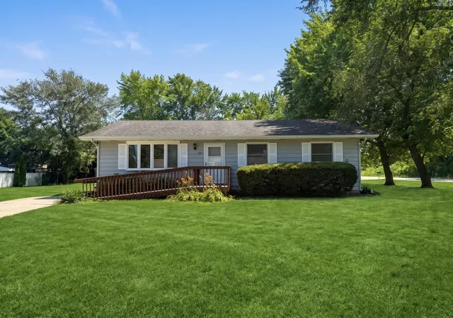 Photo 1 of Single family home for sale at 1301 E 34th Avenue, Hobart, IN 46342 | MLS# 843151 | Listing updated on 2026-09-23
