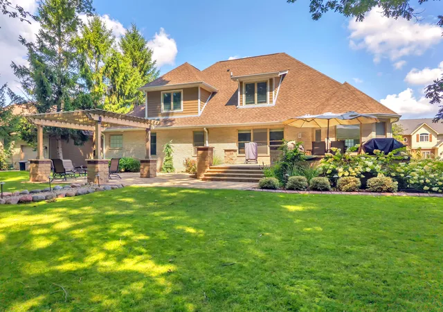 Photo 4 of Single family home for sale at 284 Muirfield Dr, Valparaiso, IN 46385 | MLS# 843386 | Listing updated on 2026-09-17