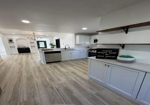 Photo 3 of Single family home for sale at 229 E Beam St, Porter, IN 46304 | MLS# 844051 | Listing updated on 2026-09-17