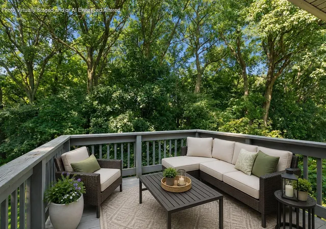Photo 4 of Sale Pending at 186 Wexford Rd, Valparaiso, IN 46385 | MLS# 844208 | Listing updated on 2026-09-17