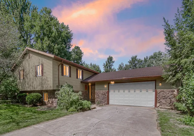 Photo 2 of Sale Pending at 488 E 830 North, Valparaiso, IN 46383 | MLS# 844782 | Listing updated on 2026-09-18