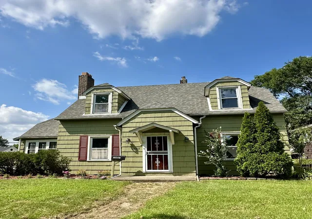 Single family home for sale at 6548 Jefferson Ave, Hammond, IN 46324 | MLS# 844479