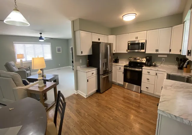 Photo 4 of Single family home for sale at 9814 Lincoln Ct, Crown Point, IN 46307 | MLS# 844675 | Listing updated on 2026-10-02