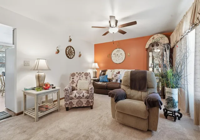 Photo 3 of Single family home for sale at 446 N Glenwood Dr, Griffith, IN 46319 | MLS# 844827 | Listing updated on 2026-09-17
