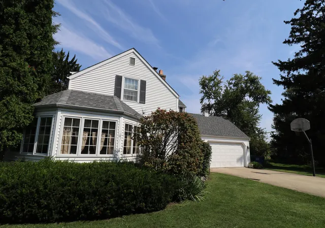 Photo 2 of Single family home for sale at 2023 Michigan Ave, La Porte, IN 46350 | MLS# 844578 | Listing updated on 2026-09-17