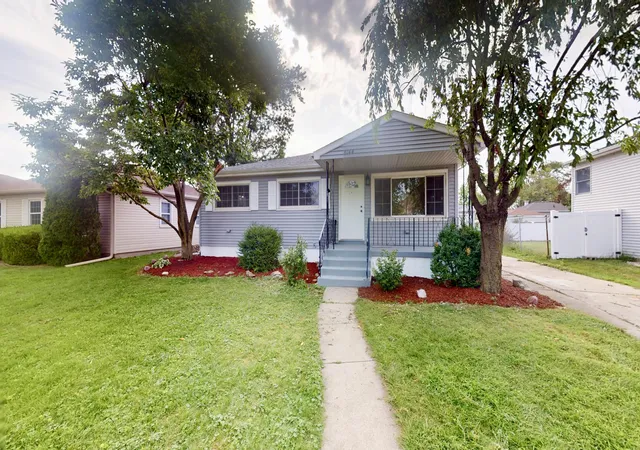 Single family home for sale at 8144 Grace Pl, Highland, IN 46322 | MLS# 844800