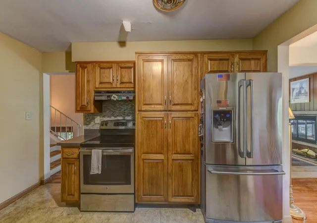 Photo 4 of Sale Pending at 111 Ogden Rd, Portage, IN 46368 | MLS# 844851 | Listing updated on 2026-09-16