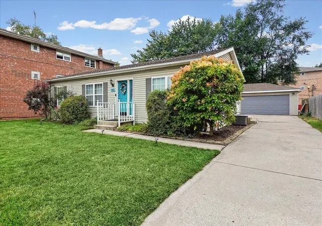Photo 3 of Single family home for sale at 7036 Idaho Ave, Hammond, IN 46323 | MLS# 845531 | Listing updated on 2026-09-18