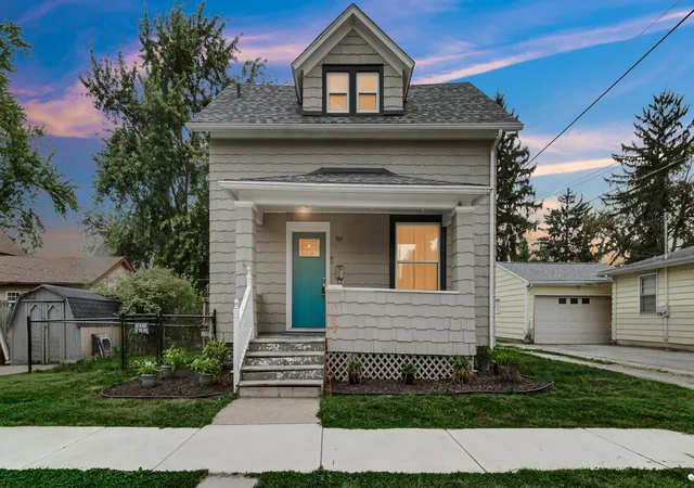 Photo 1 of Single family home for sale at 809 2nd Street, La Porte, IN 46350 | MLS# 845495 | Listing updated on 2026-09-17