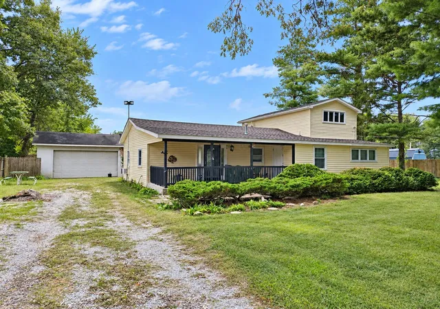 Single family home for sale at 2055 S 450 East, Knox, IN 46534 | MLS# 845390