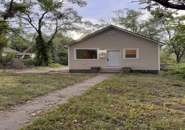 Photo 3 of Single family home for sale at 4228 Delaware St, Gary, IN 46409 | MLS# 845392 | Listing updated on 2026-09-16