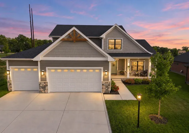 Photo 1 of Single family home for sale at 3002 Forestside Ln, Valparaiso, IN 46385 | MLS# 845452 | Listing updated on 2026-09-18
