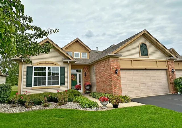 Photo 1 of Sale Pending at 1601 Schaller Ln, Dyer, IN 46311 | MLS# 845511 | Listing updated on 2026-10-05