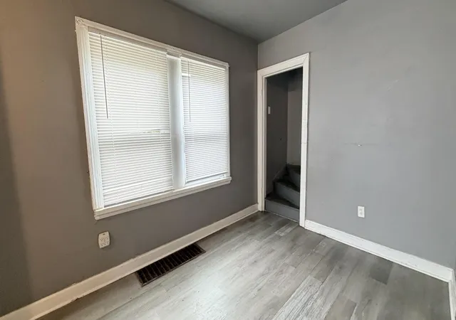 Photo 3 of Single family home for sale at 318 S Hamilton St, Gary, IN 46403 | MLS# 845497 | Listing updated on 2026-09-17