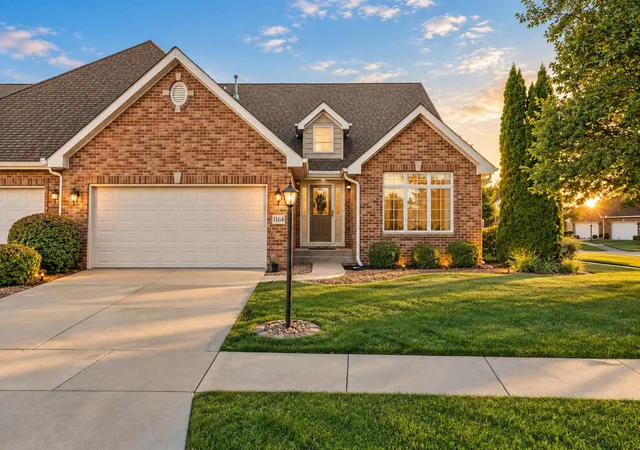 Multi family home for sale at 11649 Upper Peninsula Pl, Saint John, IN 46373 | MLS# 845504