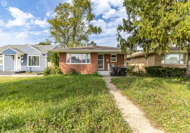Single family home for sale at 5006 Washington St, Gary, IN 46408 | MLS# 845540