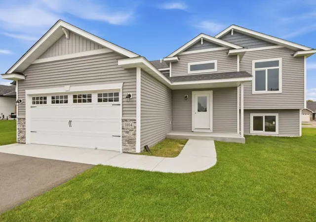 Photo 1 of Single family home for sale at 1804 6th St N, Sartell, MN 56377 | MLS# 6687866 | Listing updated on 2026-09-17