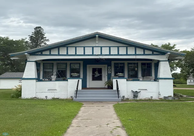 Photo 3 of Sale Pending at 209 Lincoln Ave Ne, Twin Valley, MN 56584 | MLS# 6746254 | Listing updated on 2026-10-05