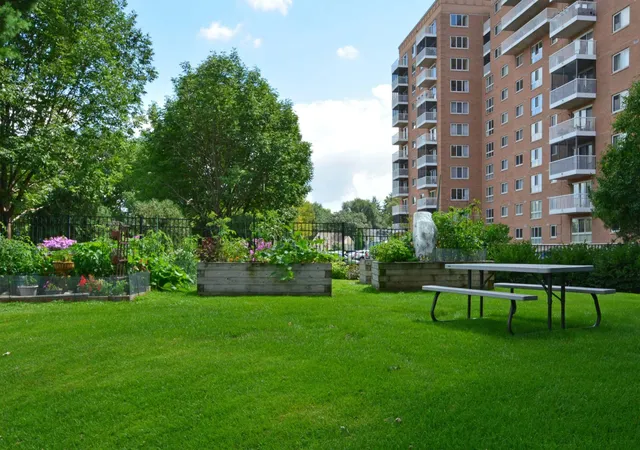 Photo 3 of Condo for sale at 6615 Lake Shore Dr S #603, Minneapolis, MN 55423 | MLS# 6777271 | Listing updated on 2026-09-09