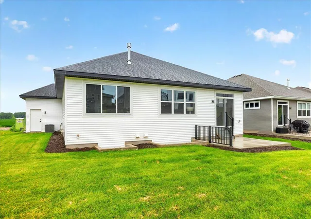 Photo 3 of Single family home for sale at 19380 Everglade Path, Farmington, MN 55024 | MLS# 6785793 | Listing updated on 2026-09-16