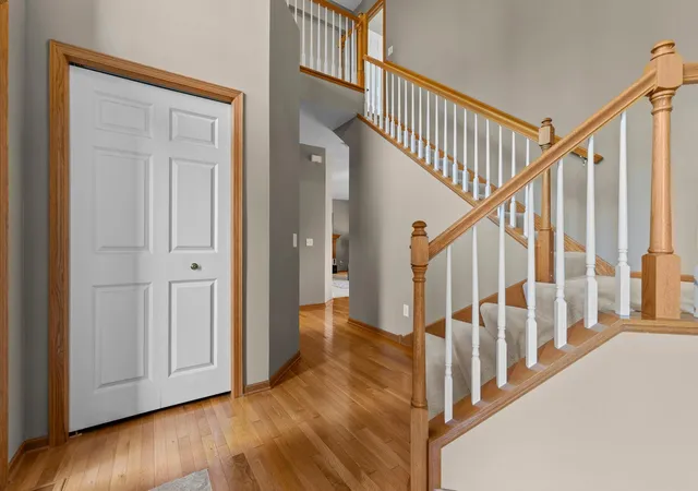 Photo 3 of Single family home for sale at 9207 W 136th Street, Savage, MN 55378 | MLS# 6806073 | Listing updated on 2026-09-18