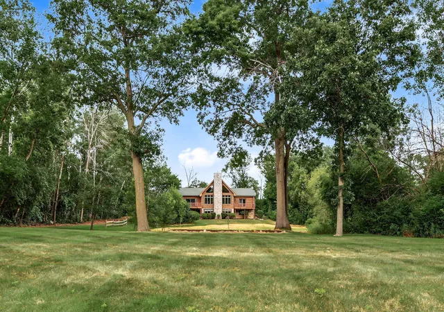 Photo 1 of Single family home for sale at 6294 Otter Lake Rd, Saint Paul, MN 55110 | MLS# 7004479 | Listing updated on 2026-09-16