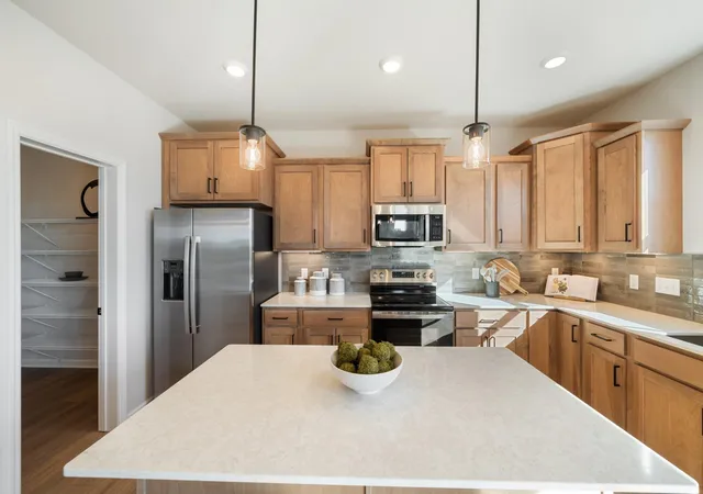 Photo 3 of Single family home for sale at 1005 Annagaire Curv, Rosemount, MN 55068 | MLS# 7004545 | Listing updated on 2026-09-17