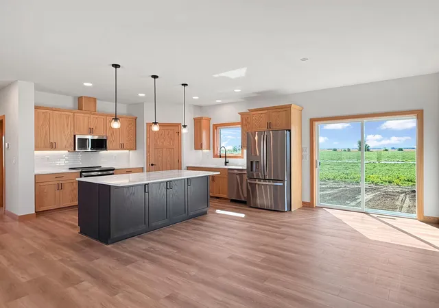 Photo 3 of Single family home for sale at 1100 Slate St, Marshall, MN 56258 | MLS# 7019613 | Listing updated on 2026-09-17