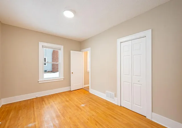 Photo 4 of Sale Pending at 110 Summit Ave, Montevideo, MN 56265 | MLS# 7022237 | Listing updated on 2026-09-16