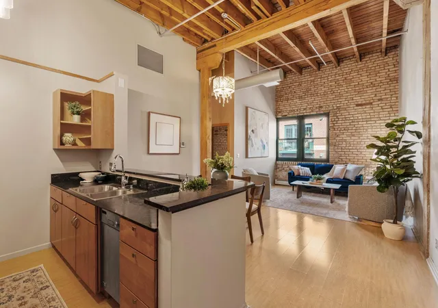 Photo 4 of Condo for sale at 400 N 1st Street #614, Minneapolis, MN 55401 | MLS# 7026053 | Listing updated on 2026-09-09