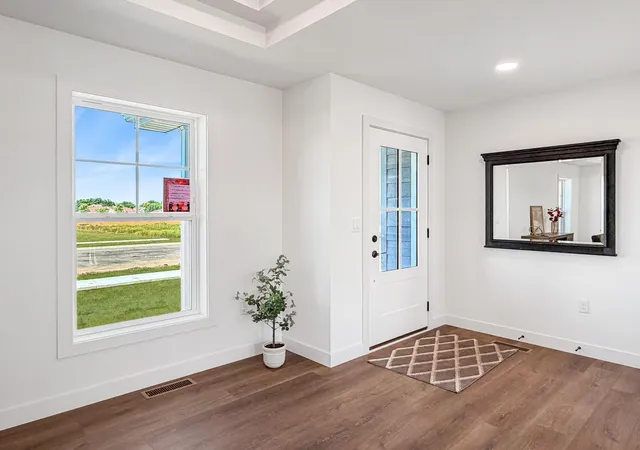 Photo 3 of Single family home for sale at 1509 Ellis Ave, Marshall, MN 56258 | MLS# 7027144 | Listing updated on 2026-09-17
