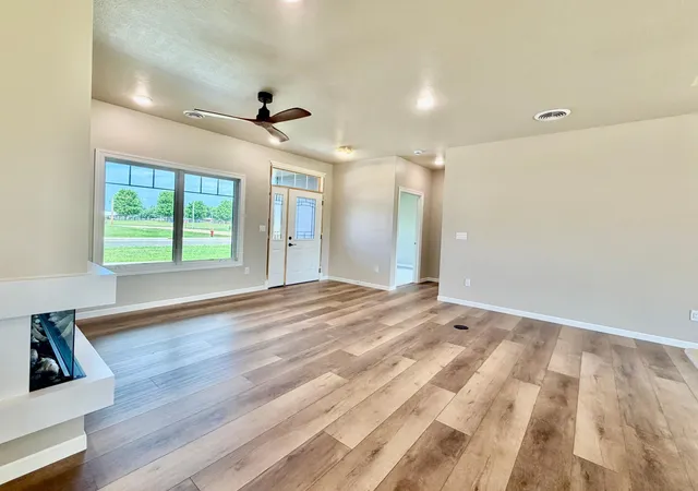 Photo 4 of Single family home for sale at 432 N School St, Tyler, MN 56178 | MLS# 7027409 | Listing updated on 2026-09-17