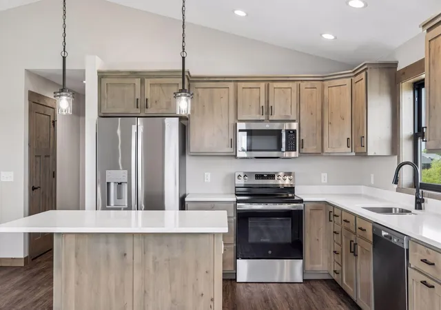 Photo 3 of Sale Pending at 453 Coyote Way, New Richmond, WI 54017 | MLS# 7028468 | Listing updated on 2026-09-18