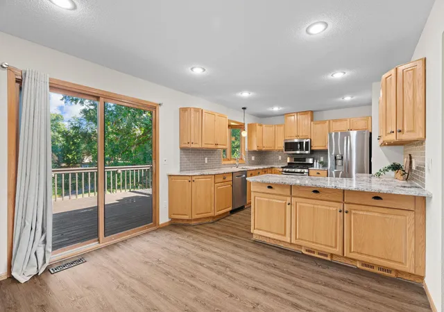 Photo 3 of Sale Pending at 18208 Valley View Rd, Eden Prairie, MN 55346 | MLS# 7031352 | Listing updated on 2026-09-17