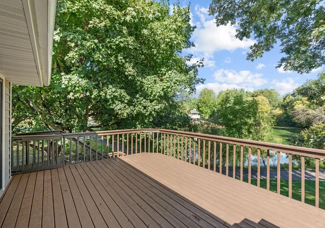 Photo 4 of Sale Pending at 18208 Valley View Rd, Eden Prairie, MN 55346 | MLS# 7031352 | Listing updated on 2026-09-17