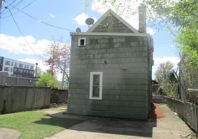 Photo 2 of Single family home for sale at 14 W 36th Street, Minneapolis, MN 55408 | MLS# 7038068 | Listing updated on 2026-09-16