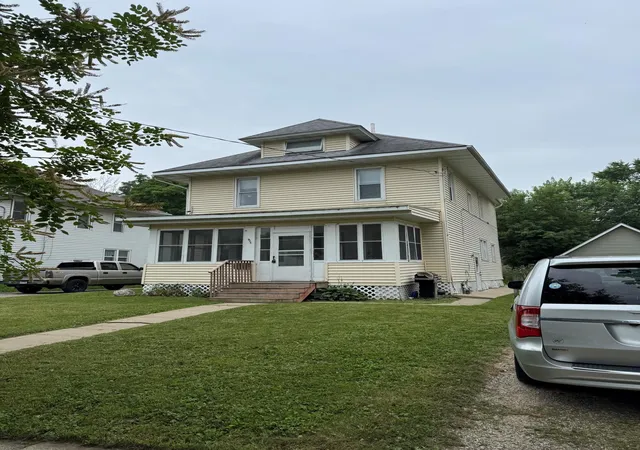 Photo 2 of Multi family home for sale at 926 2nd Street Nw, Rochester, MN 55901 | MLS# 7038954 | Listing updated on 2026-09-17